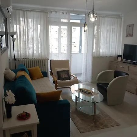 Ana * بانيا لوكا